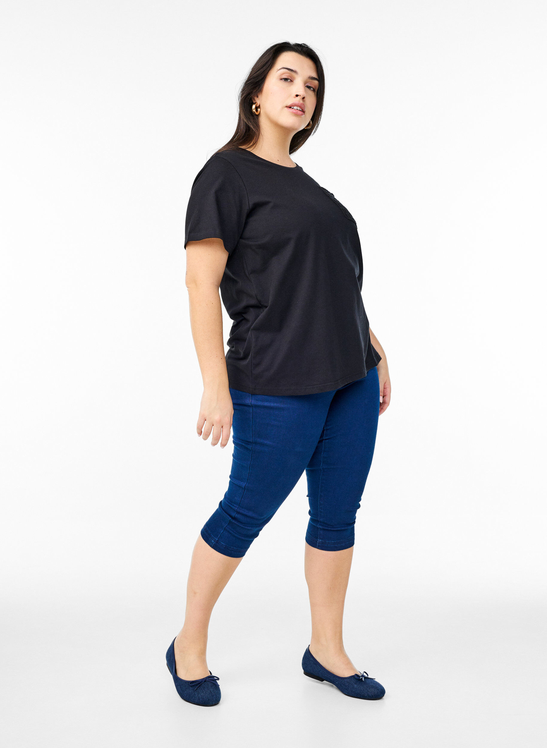 ZizziT-shirt in biologisch katoen met een borstzakje, Zwart, Model image number 1