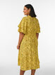 Robe midi smock&eacute;e avec manches &agrave; volants, Jaune, Model image number 2