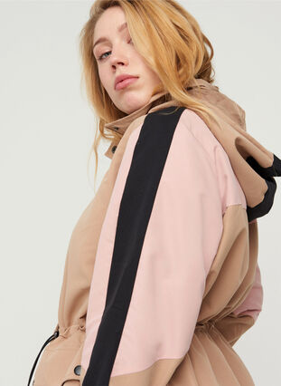 Veste avec capuche et poches, Stucco Comb, Model image number 2