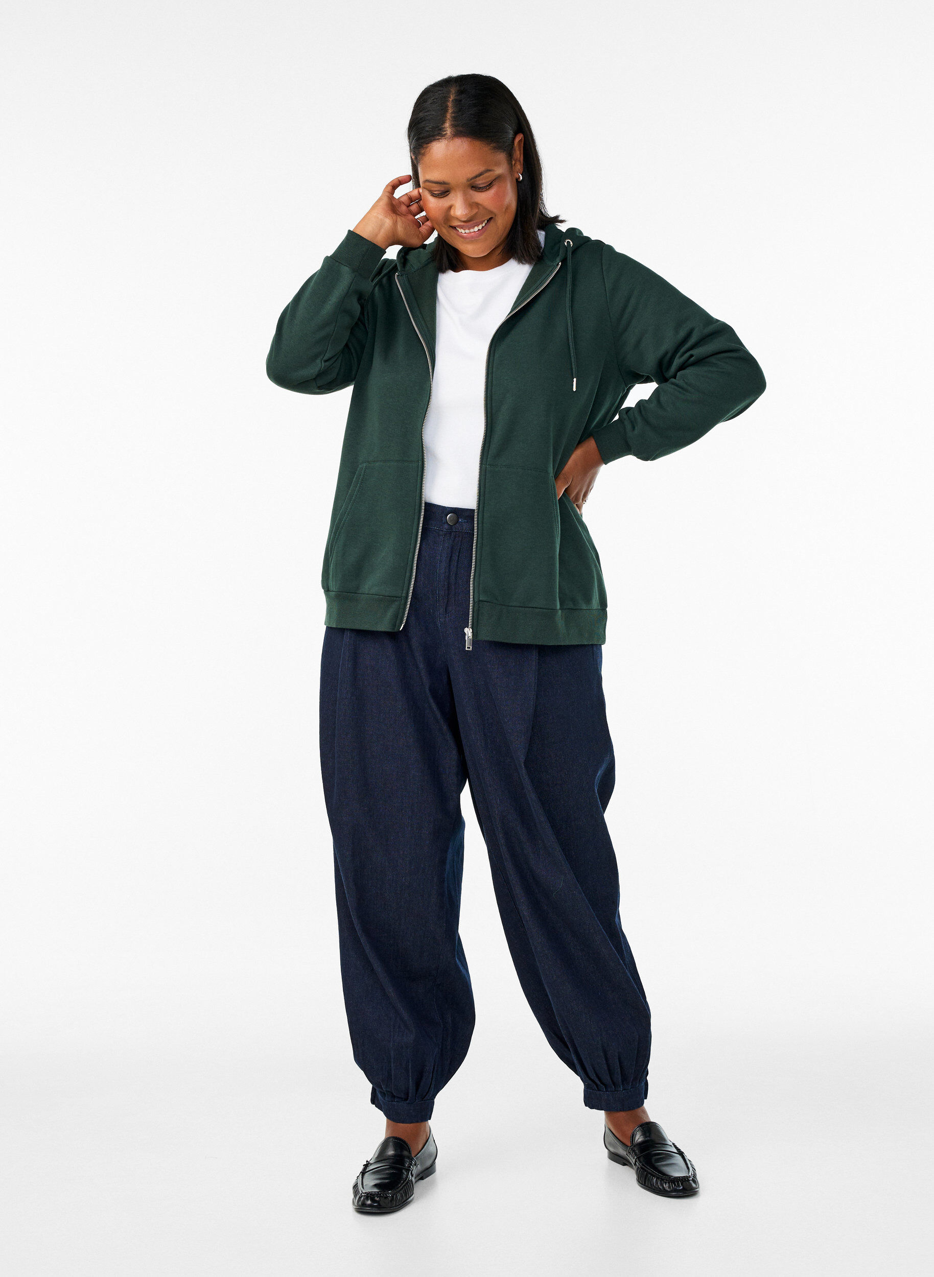 ZizziSweat &agrave; capuche zipp&eacute; avec poches, Vert fonc&eacute;, Model image number 1