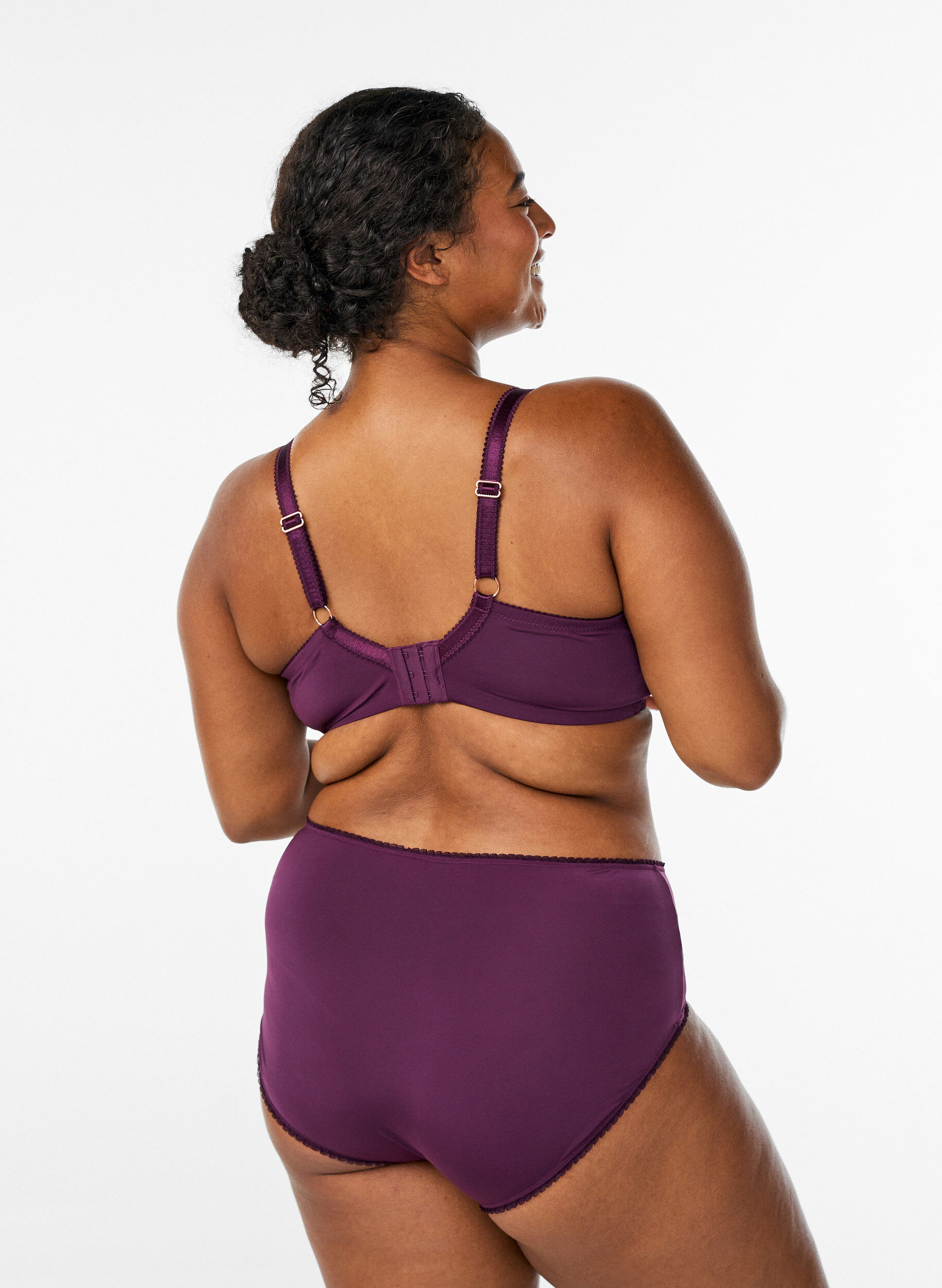 ZizziSlips in microvezel met bloemenborduursel, Paars, Model image number 1