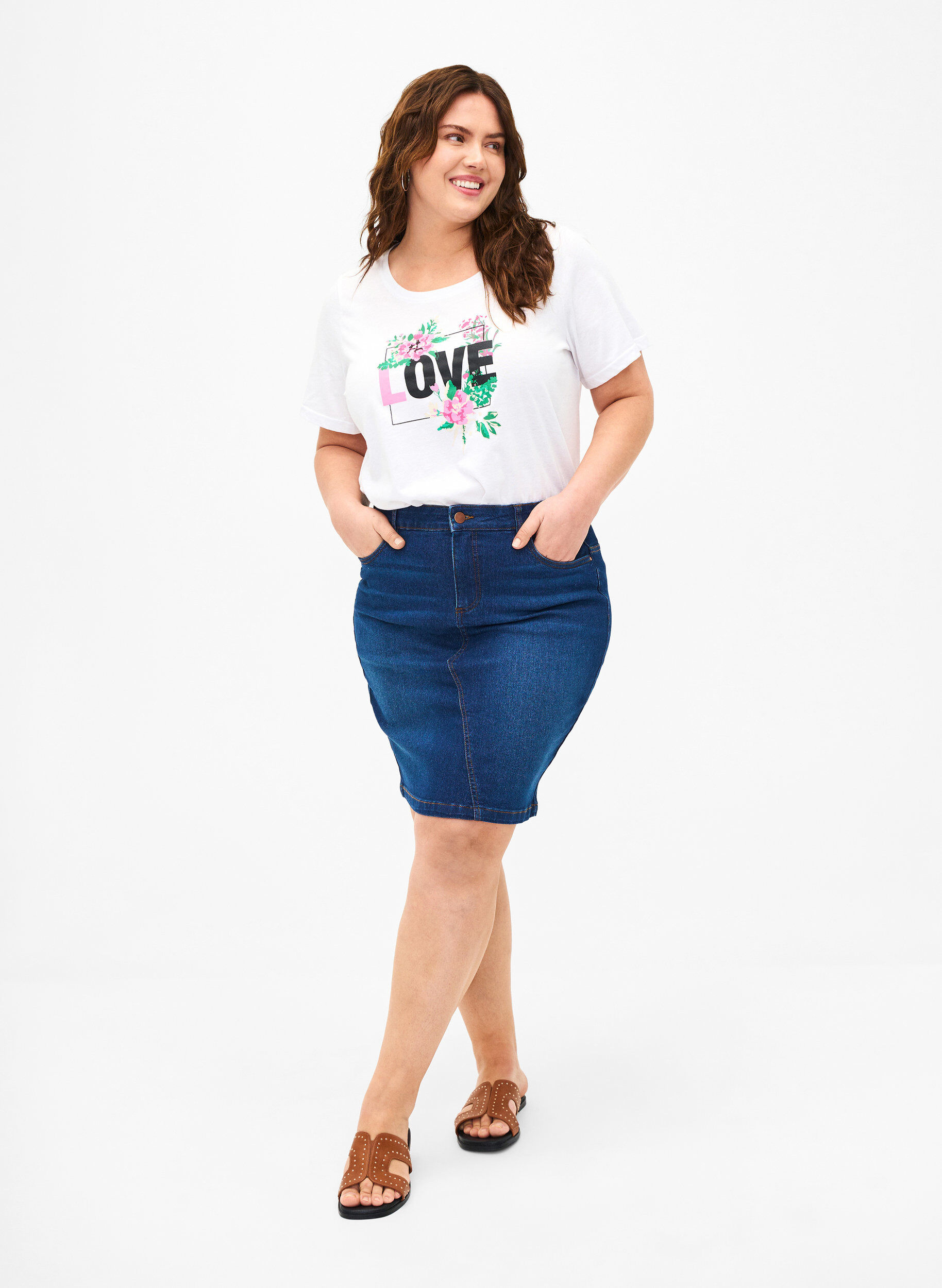 Zizzi FLASH - T-shirt avec motif, Bright White Love, Model image number 2