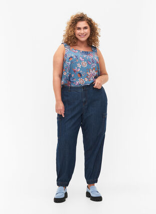 Jeans cargo avec poches, Dark blue denim, Model image number 0
