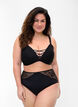 Soutien-gorge en dentelle rembourré, Black, Model image number 3