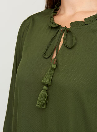 Robe en viscose avec un lien noué, Rifle Green, Model image number 2
