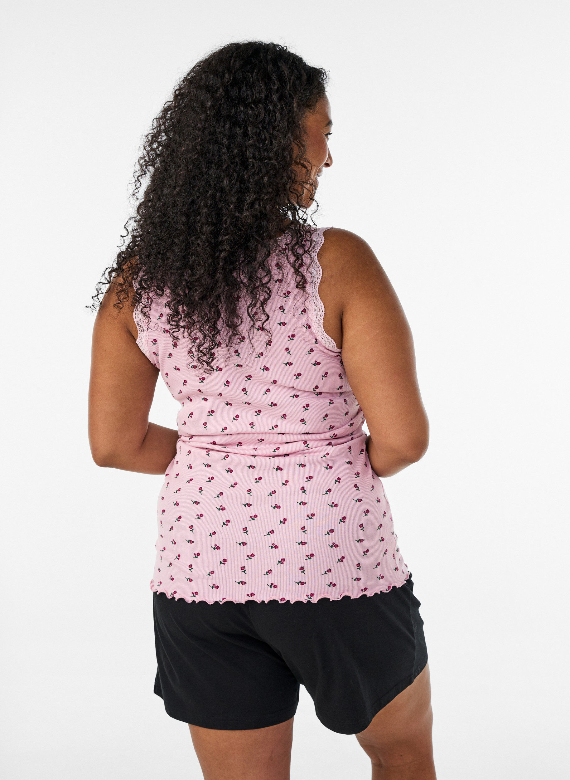 ZizziTop avec imprim&eacute; et bord en dentelle, Rose poudr&eacute;e, Model image number 2
