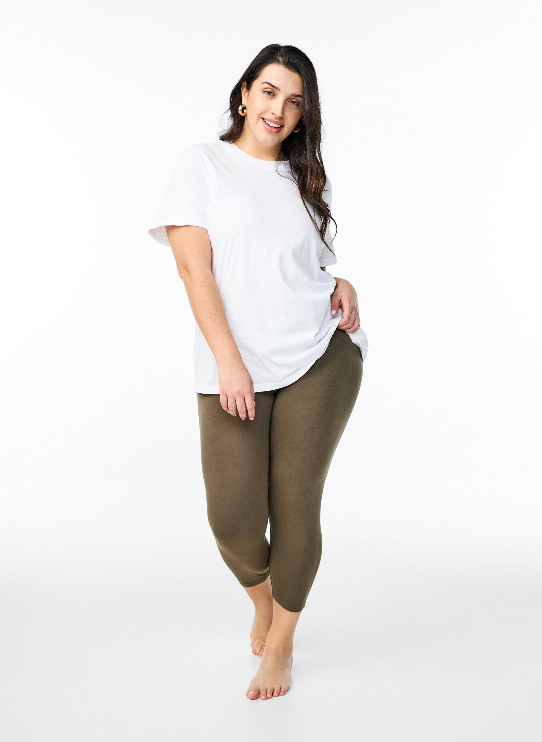 ZizziBasic 3/4-legging in viscose, Groen, Model image number 1