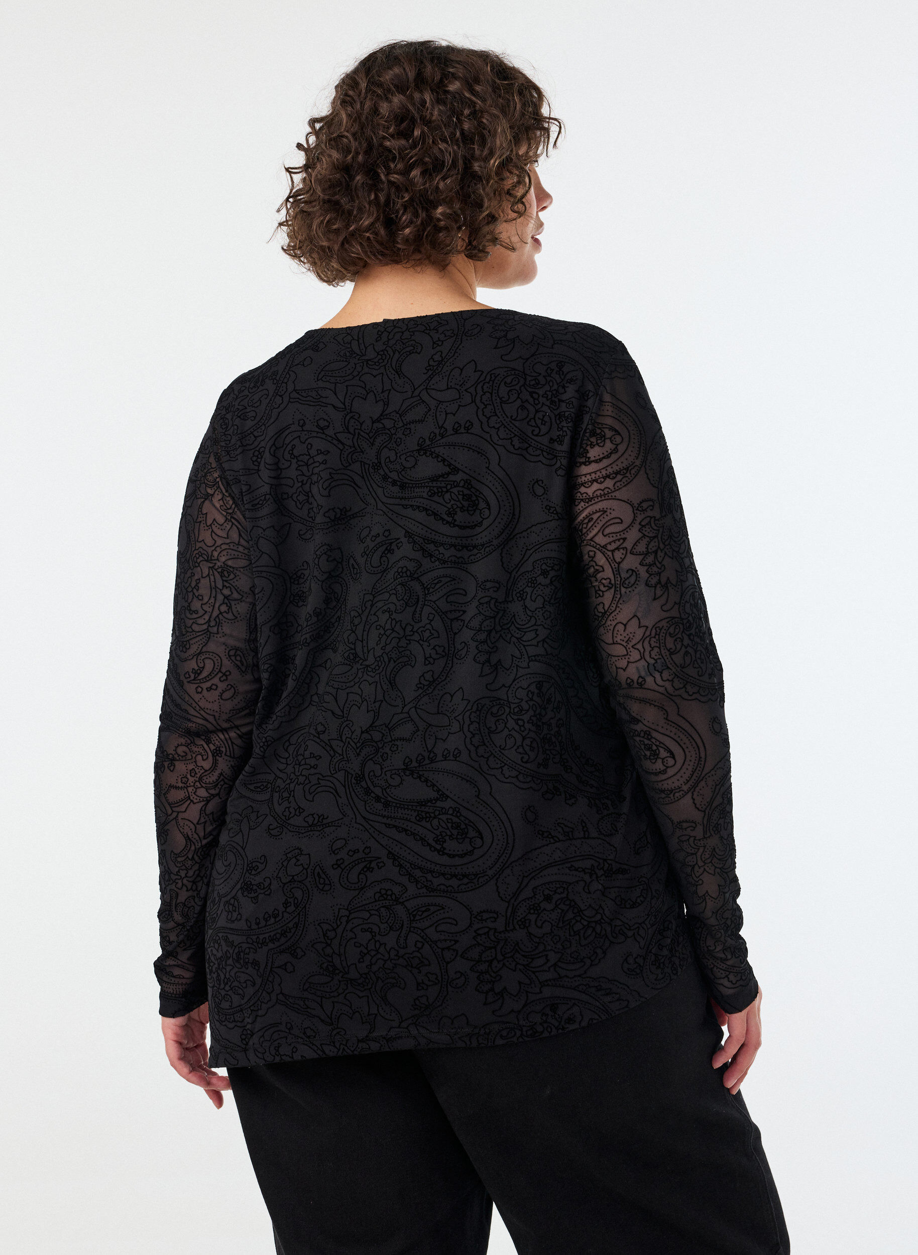 ZizziBlouse en maille avec imprim&eacute; cachemire et ourlet asym&eacute;trique, Noir, Model image number 2