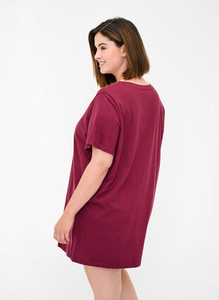 Oversized pyjama t-shirt met biologisch katoen, Tawny Port, Model image number 1