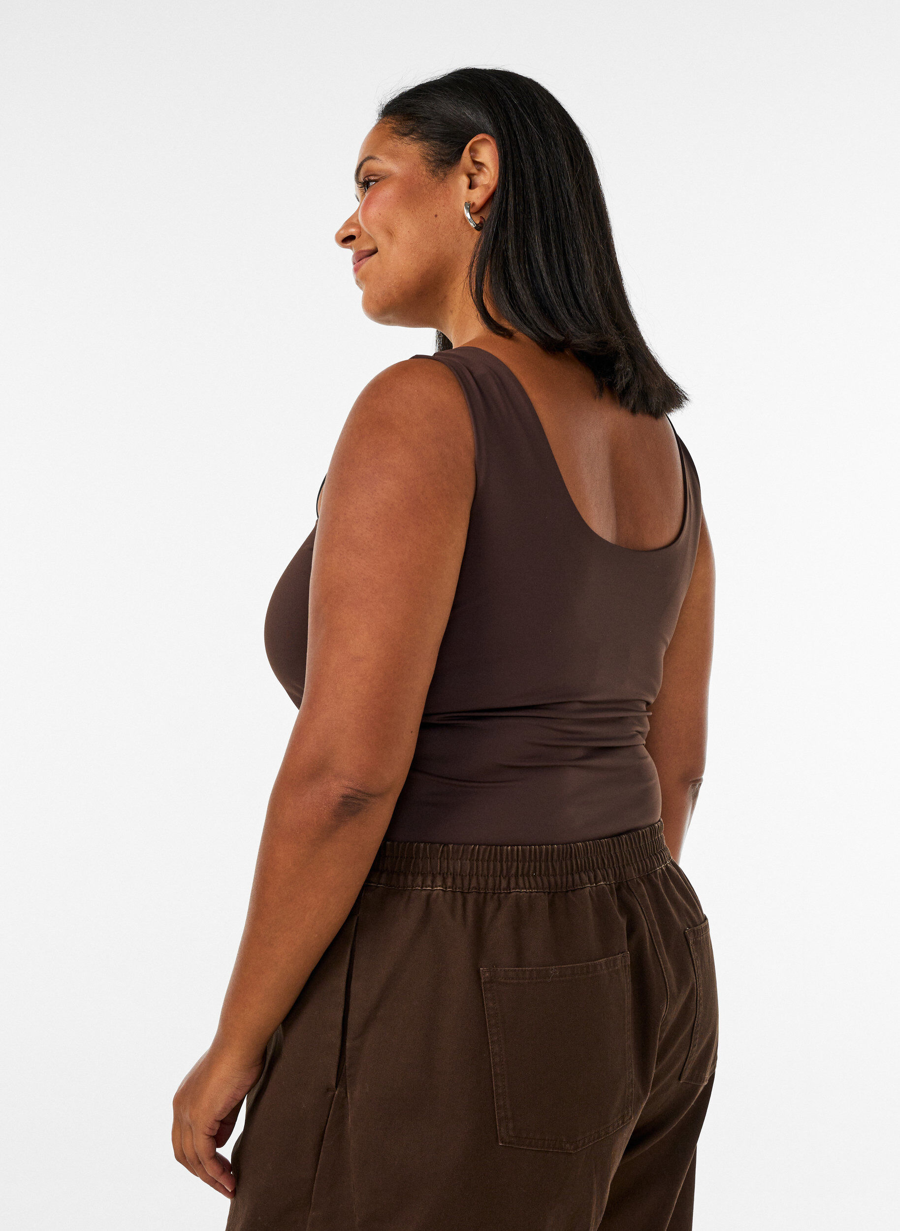 ZizziAansluitende basic top van een gladde stof, Bruin, Model image number 4