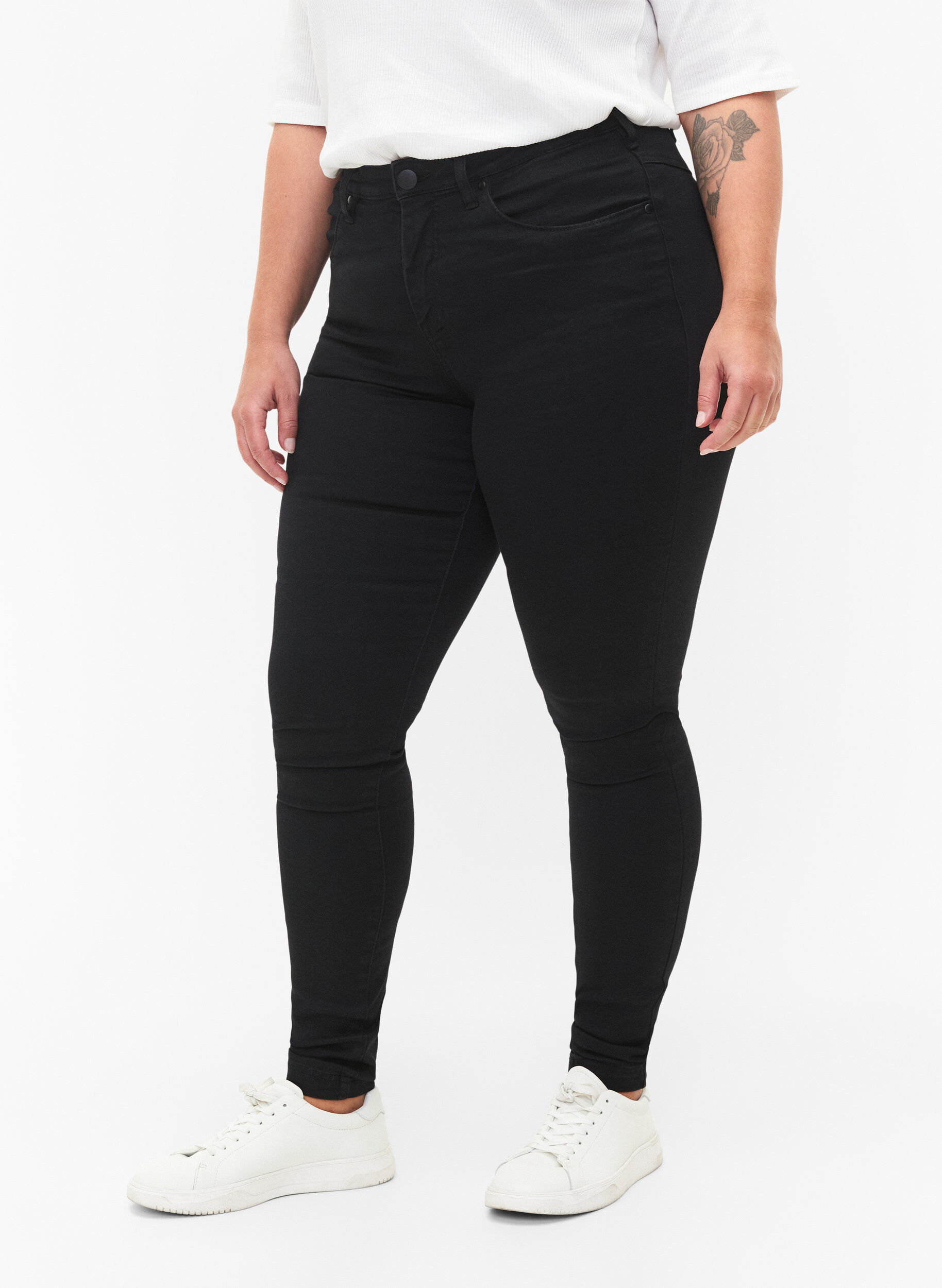 ZizziSuper slim Amy jeans met hoge taille, Black, Model image number 2