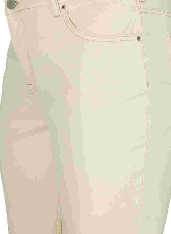 Short en jean à bords bruts, Light Yellow, Packshot image number 2