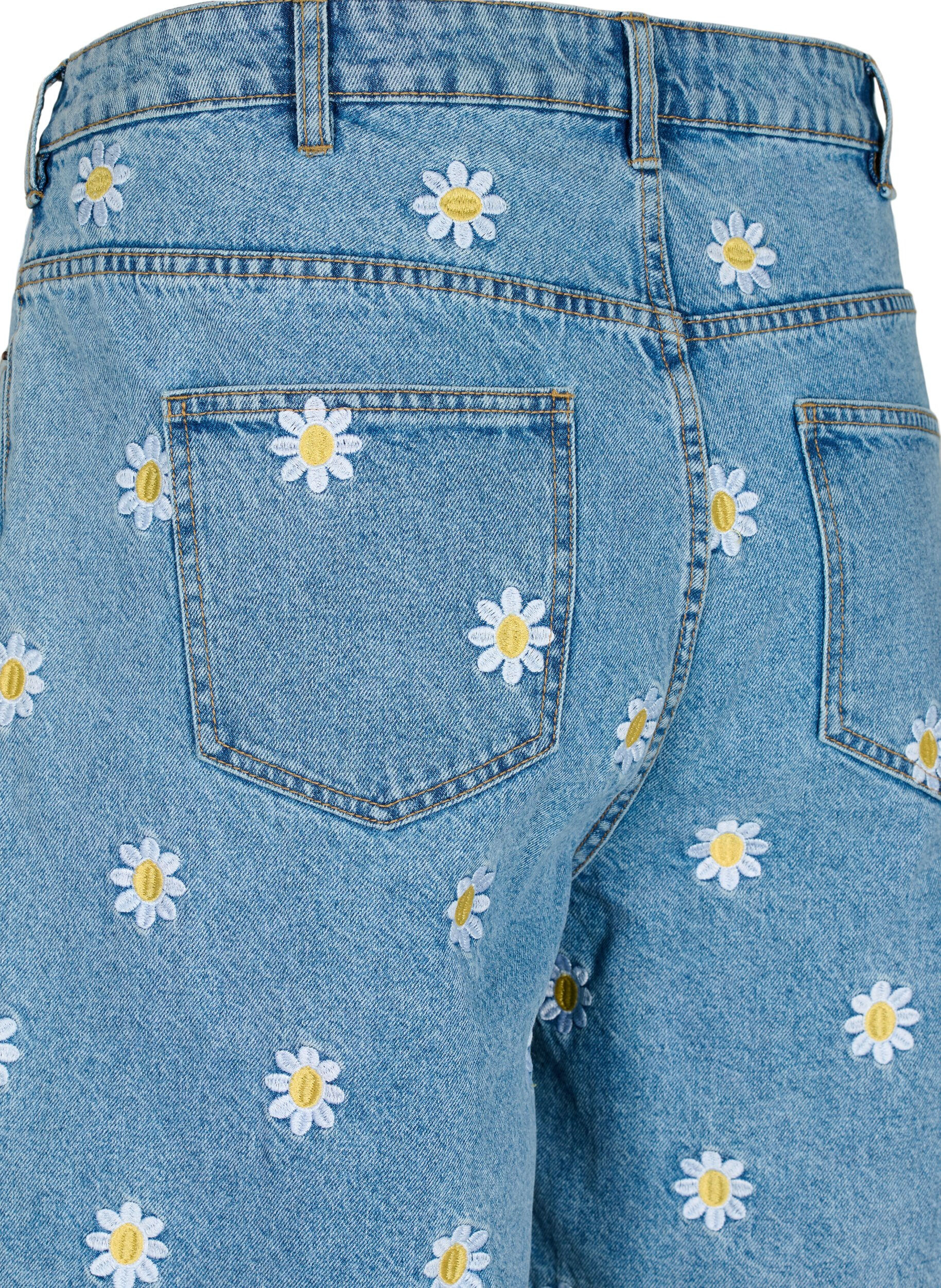 ZizziHoog getailleerde Mille short met geborduurde bloemen, Light Blue Flower, Packshot image number 3