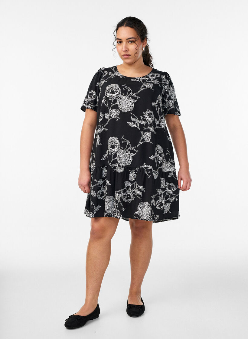 Viscose jurk met snijlijn, Zwart, Model image number 1