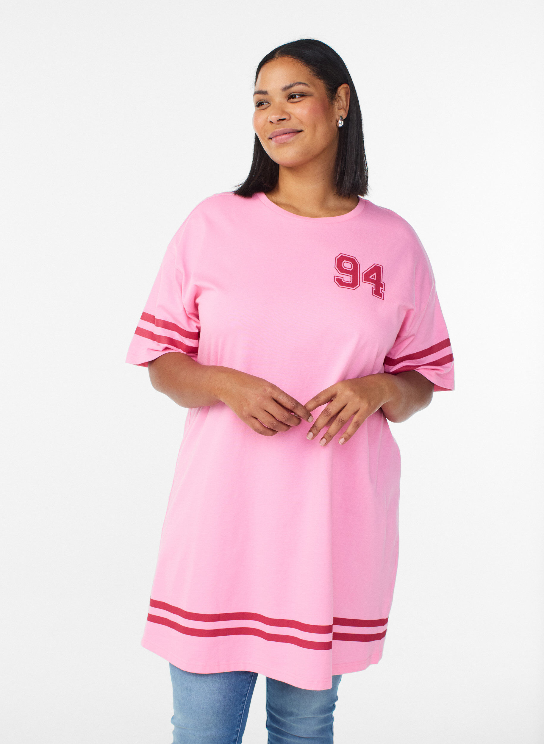 Zizzi Robe T-shirt courte avec d&eacute;tails sportifs, Rose, Model image number 0