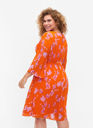 Bedrukte geplooide jurk met bindband, Exuberance Flower, Model image number 1