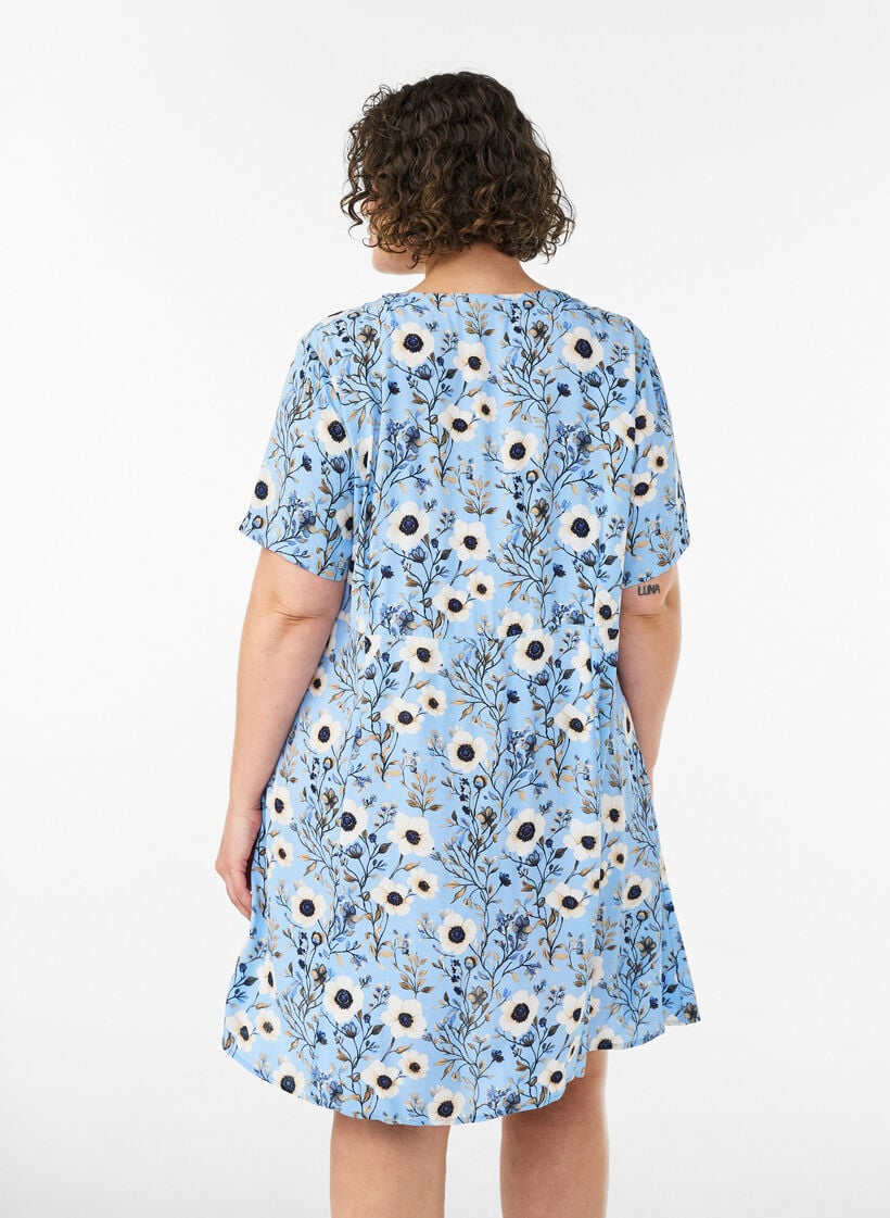 Robe courte avec imprim&eacute; floral, Bleu, Model image number 2