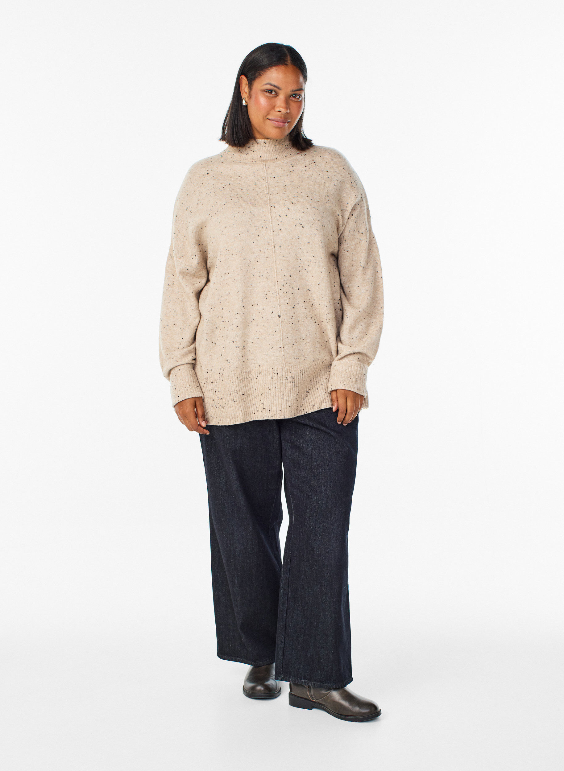 ZizziGebreide trui met hoge col en gestipt patroon, Beige, Model image number 1