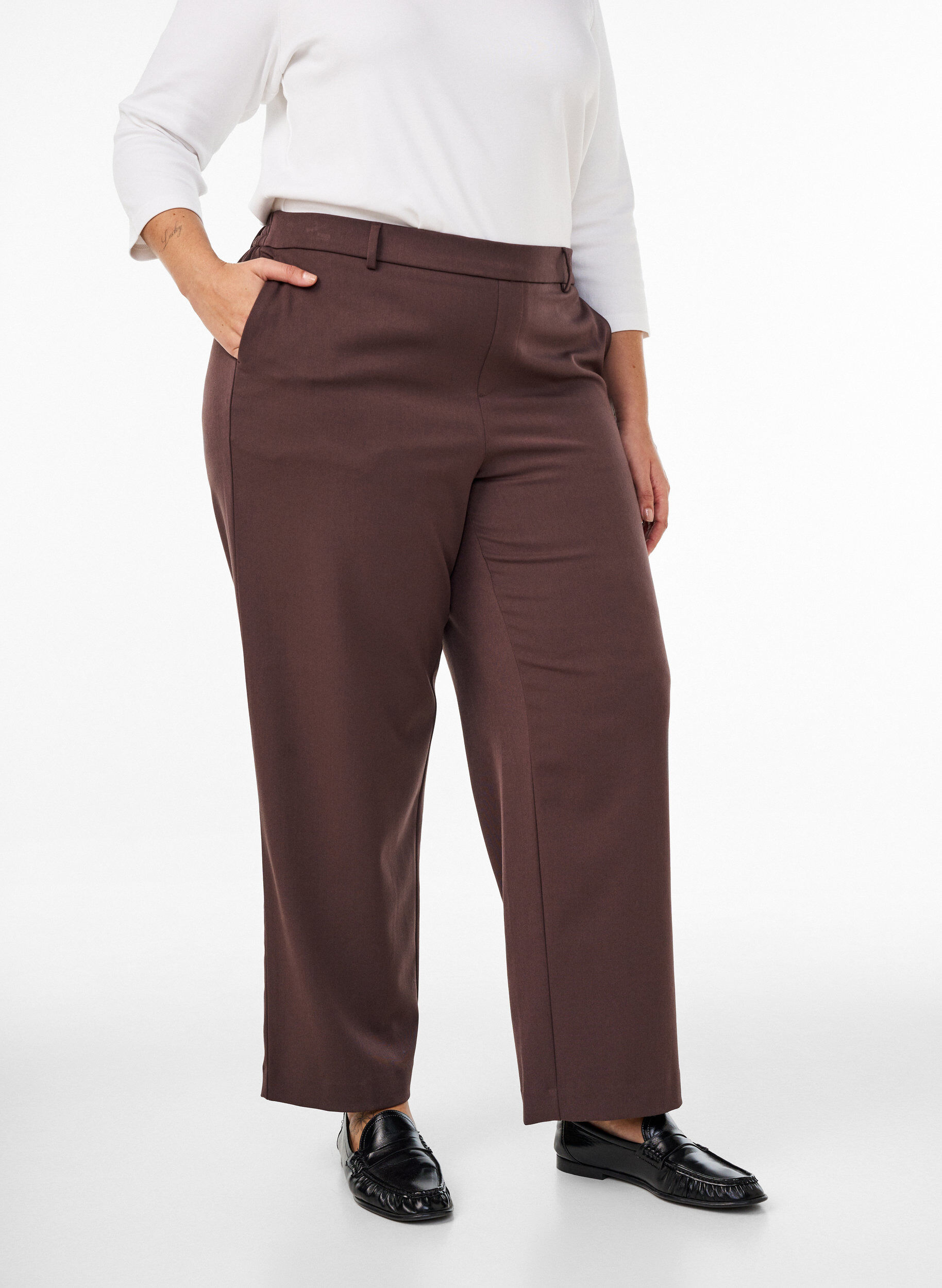ZizziHoogtailleerde pantalon met rechte pasvorm, Bruin, Model image number 2
