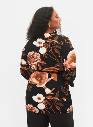 Kimono à fleurs en viscose, Black Flower AOP, Model image number 1