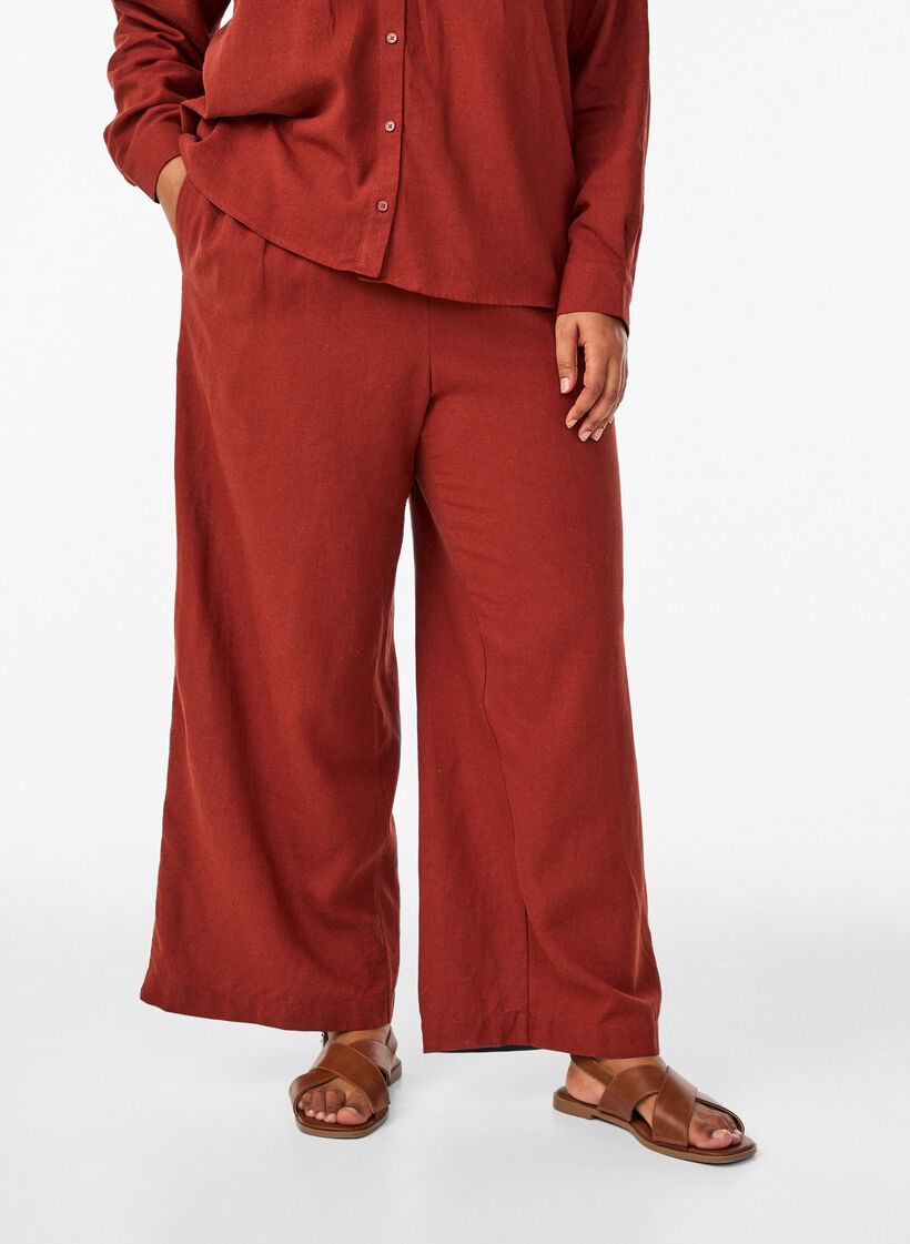 Pantalon large en lin et viscose, Bordeaux, Model image number 2