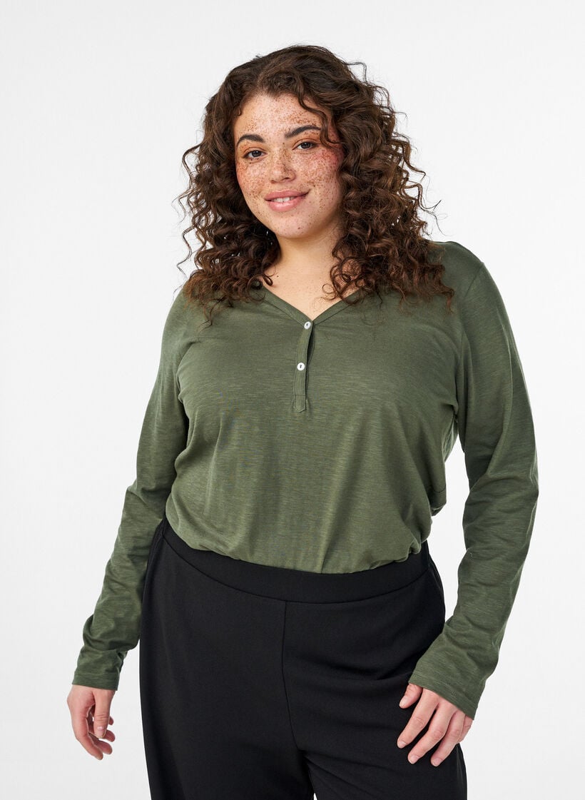 T-shirt met lange mouwen, V-hals en knopen, Groen, Model image number 0