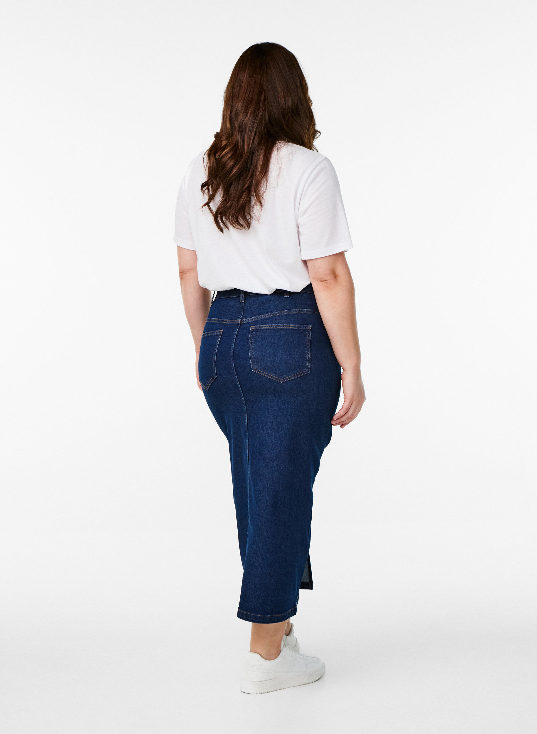 ZizziFLASH - Halflange denimrok met een voorsplit, Blauw, Model image number 1