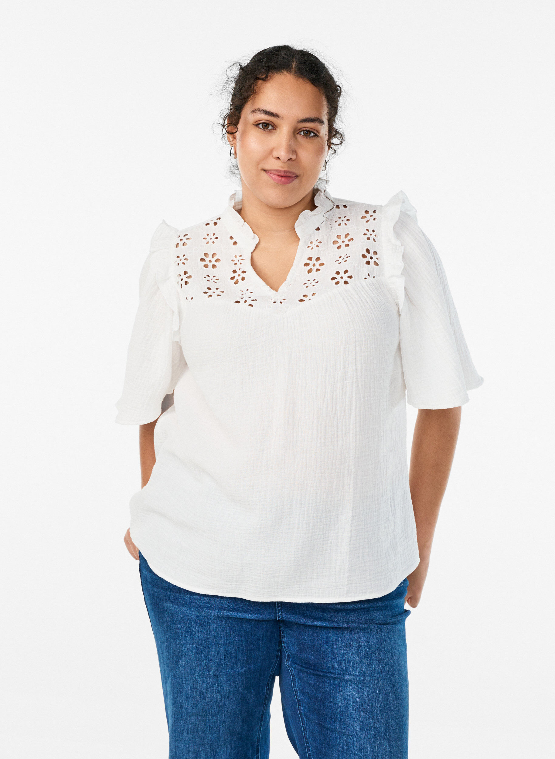 Zizzi Blouse en mousseline de coton avec broderie anglaise et manches 1/2, Blanc, Model image number 0