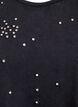 Dit T-shirt met een gewassen look en rhinestones, Grijs, Packshot image number 2