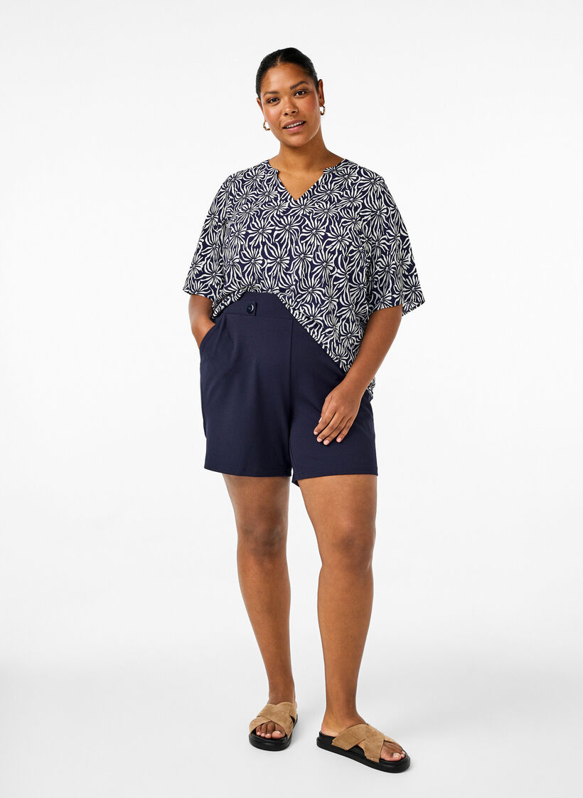 Chemisier à col en V avec imprimé floral, White Blue Flower, Model image number 2