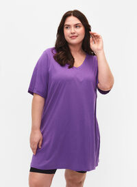 T-shirt à col en V surdimensionné de couleur unie, Deep Lavender, Model