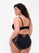Soutien-gorge en dentelle rembourré, Black, Model image number 1