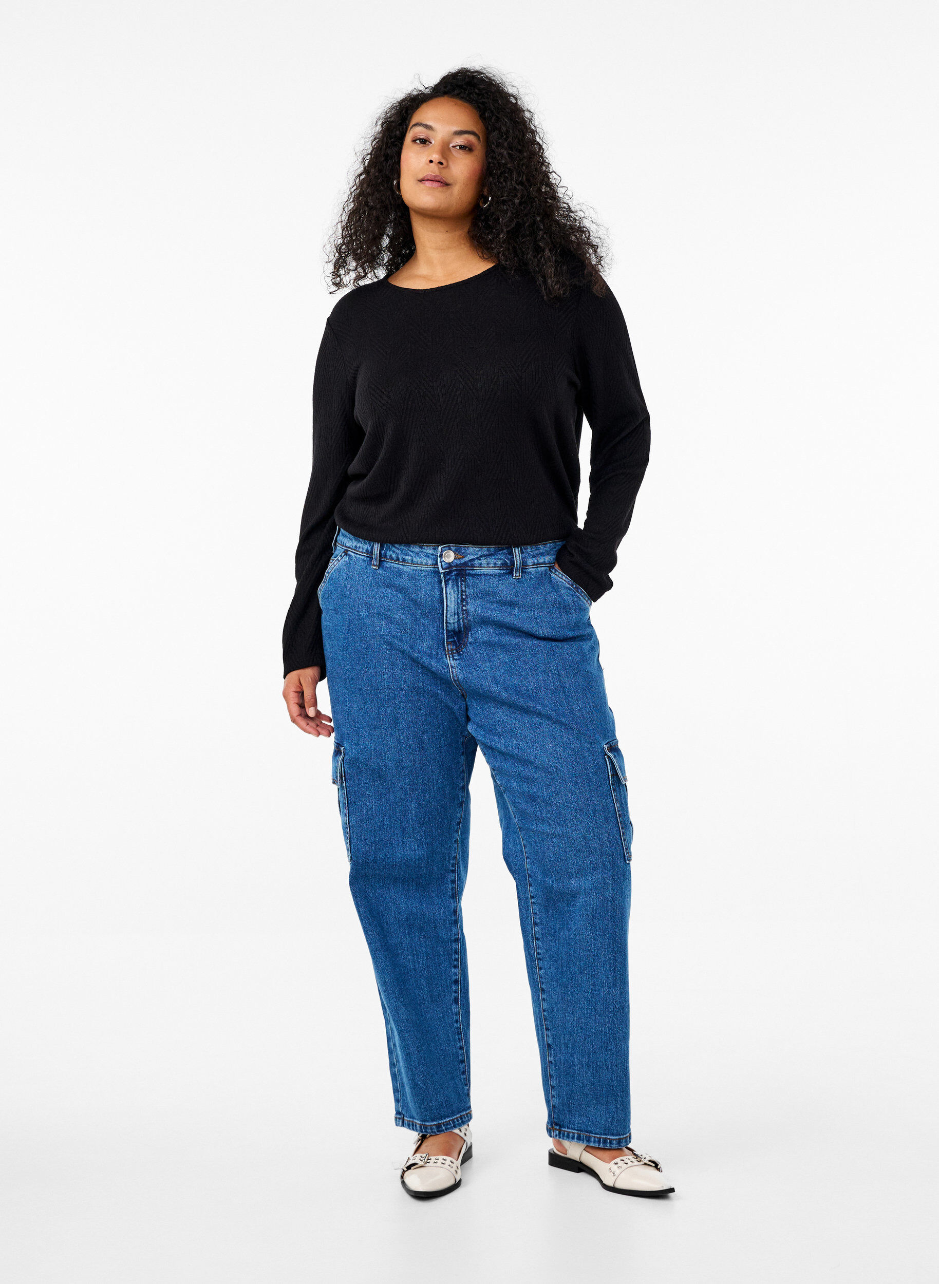 ZizziGepatroonde blouse met lange mouwen, Zwart, Model image number 1