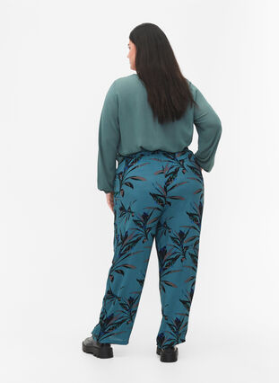 Pantalon ample en viscose avec imprimé, Sea Pine Leaf, Model image number 1