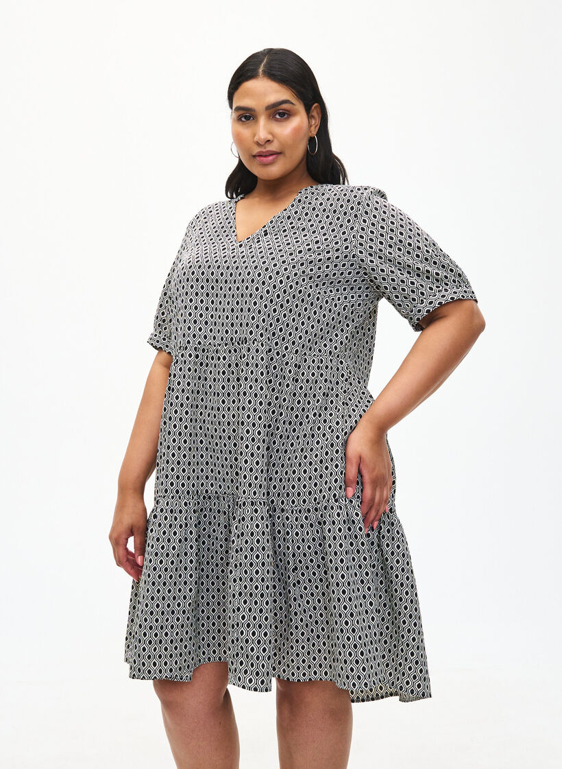 Flash - Bedrukte A-lijn jurk, Black White Graphic, Model image number 0