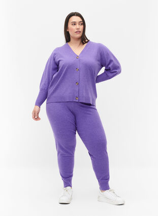 Cardigan en tricot avec fermeture à bouton, Purple Opulence Mel., Model image number 2
