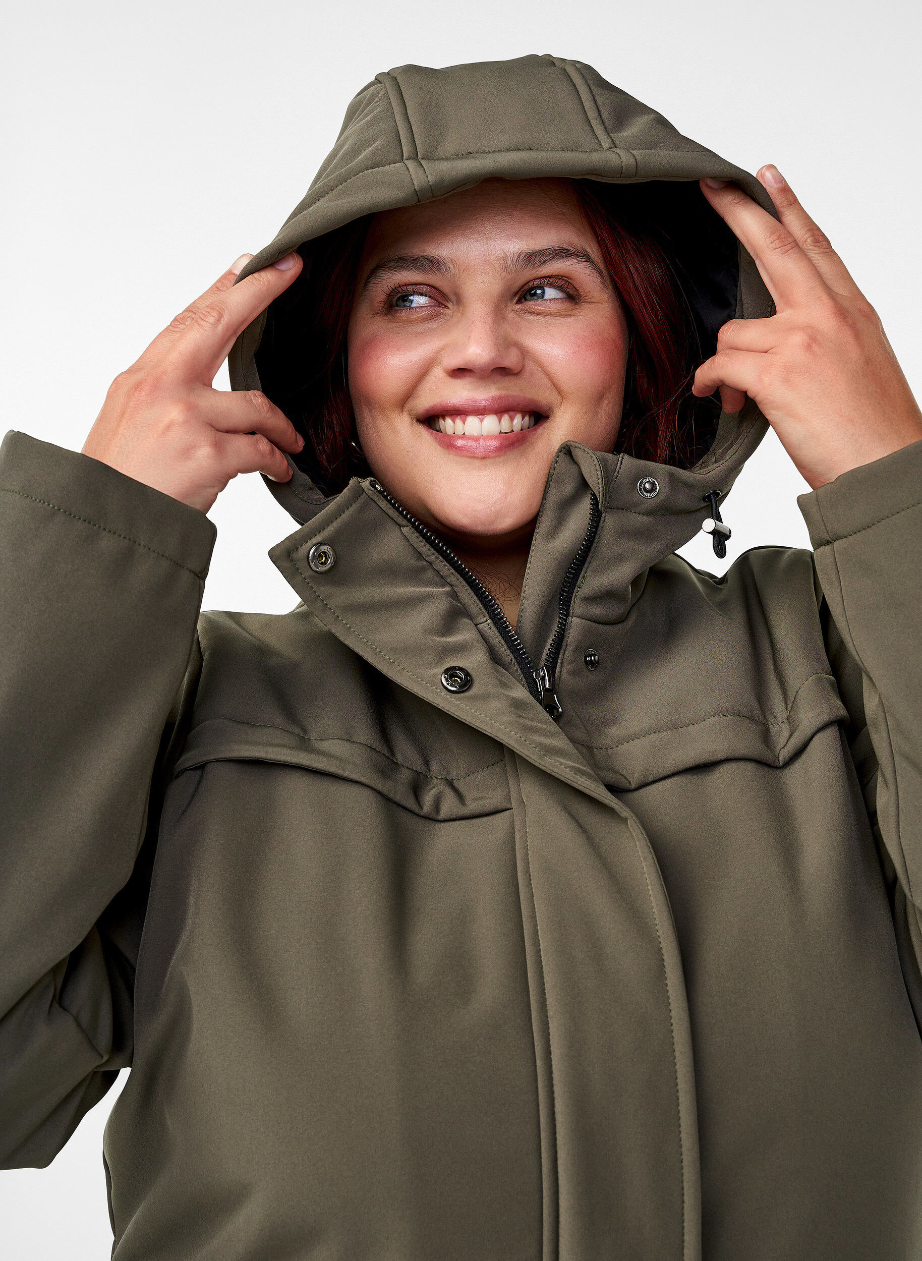 Zizzi Veste softshell r&eacute;sistante &agrave; l'eau avec doublure matelass&eacute;e, Vert fonc&eacute;, Image image number 0