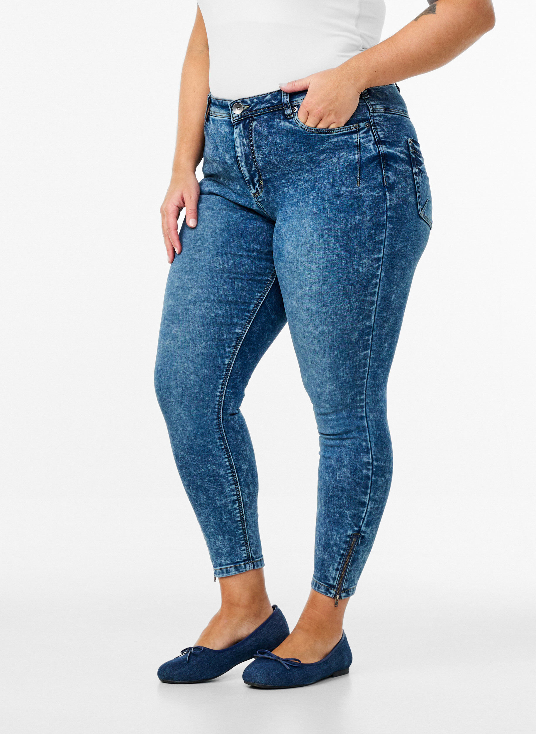 ZizziCropped Amy jeans met rits, Blauw, Model image number 3