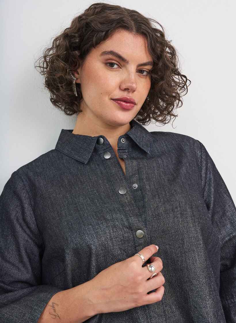 Chemise en jean avec fil paillet&eacute; et manches 3/4, Gris anthracite, Model image number 3