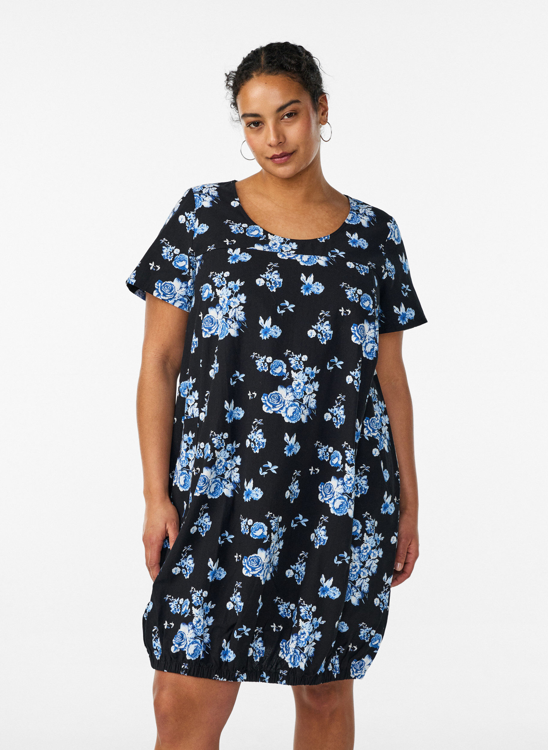 Robe en coton &agrave; manches courtes avec imprim&eacute;, Noir, Model