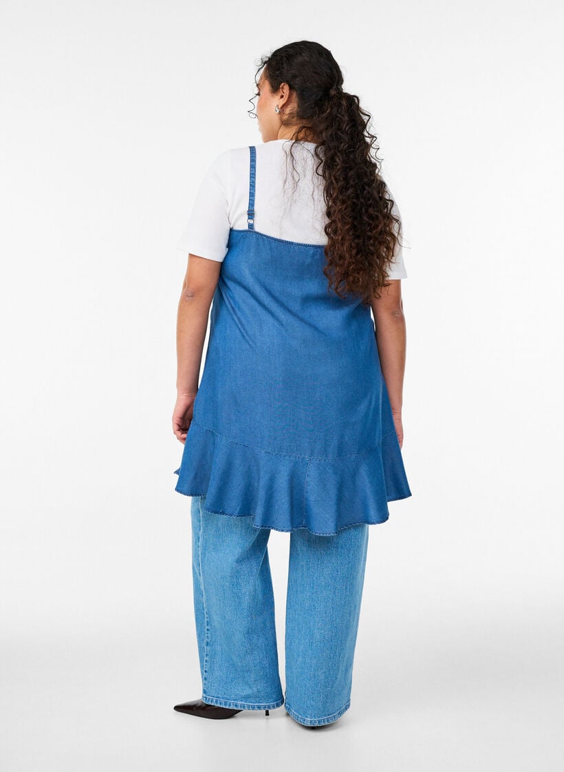 Knielange jurk met bandjes in TENCEL&trade; Lyocell met een denimlook, Blauw, Model image number 2