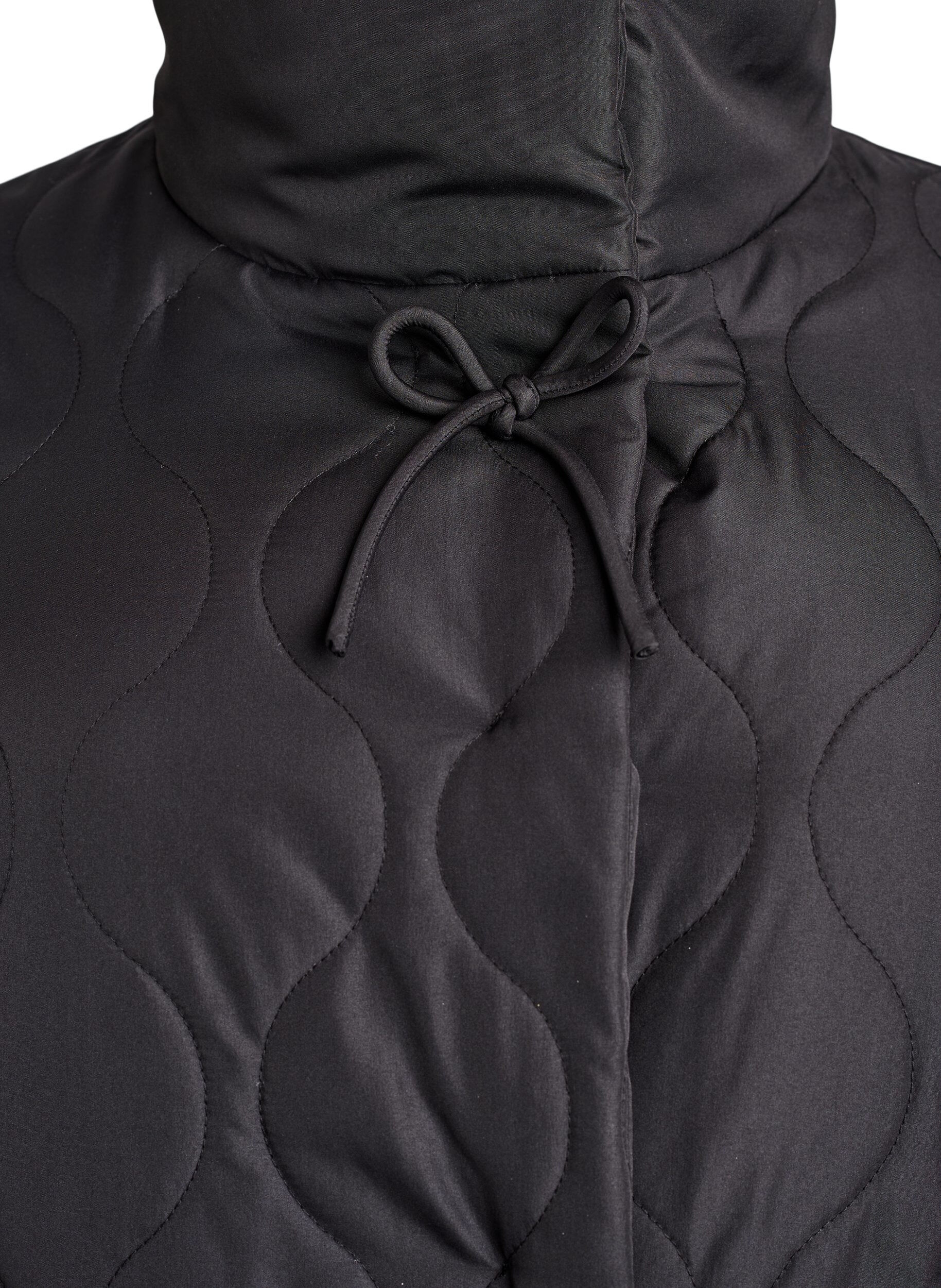 Zizzi Veste courte matelass&eacute;e avec n&oelig;uds et col montant, Noir, Packshot image number 2