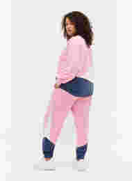 Sweatshirt avec couleurs vives, C. Pink C. Blocking, Model