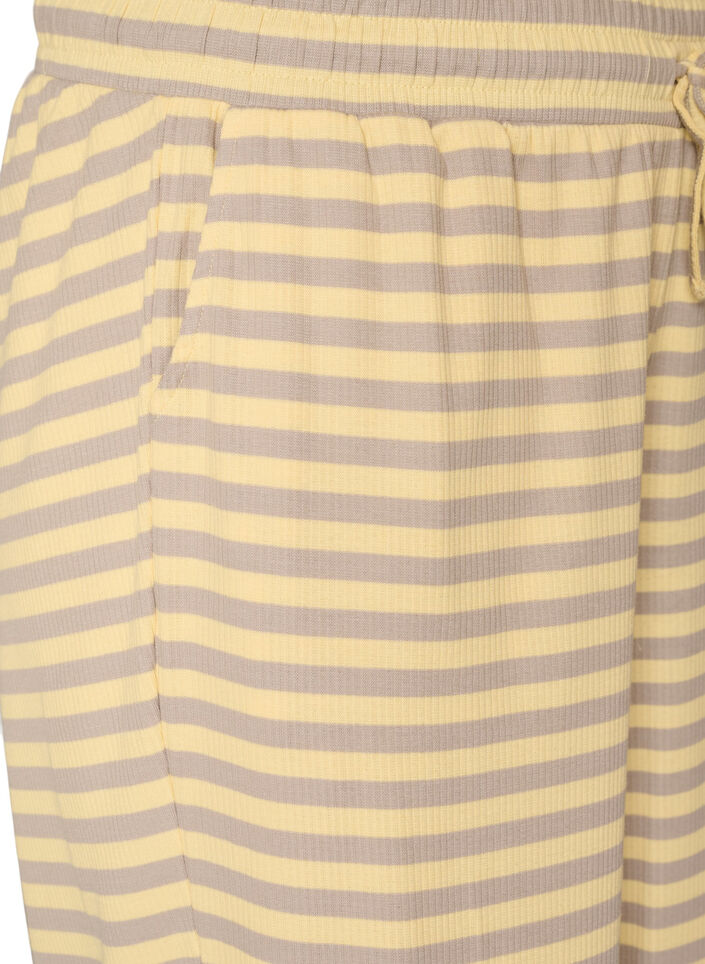 Gestreepte pyjamabroek met een high waist en wijde pijpen, Geel, Packshot image number 2