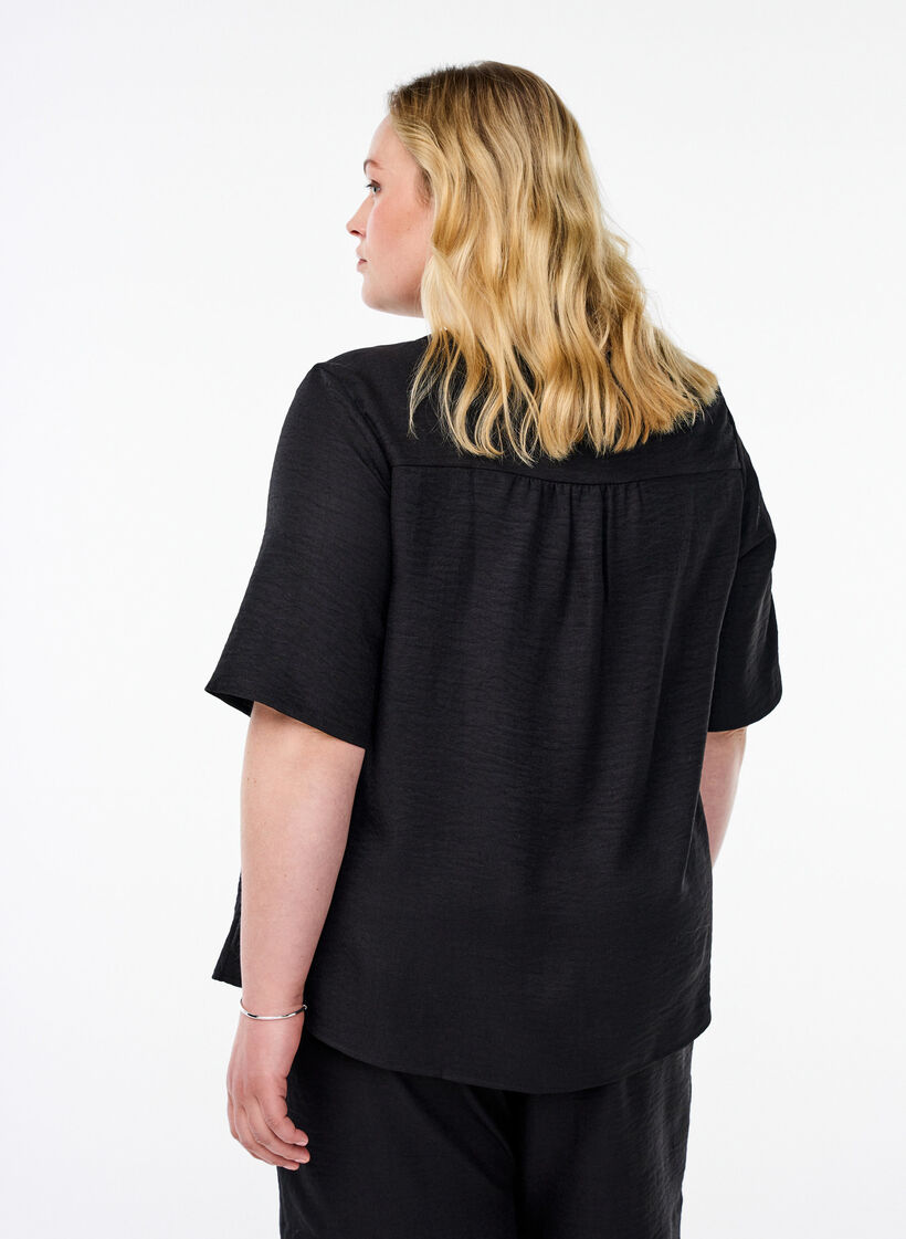 Overhemd blouse met V-hals en korte mouwen, Zwart, Model image number 2