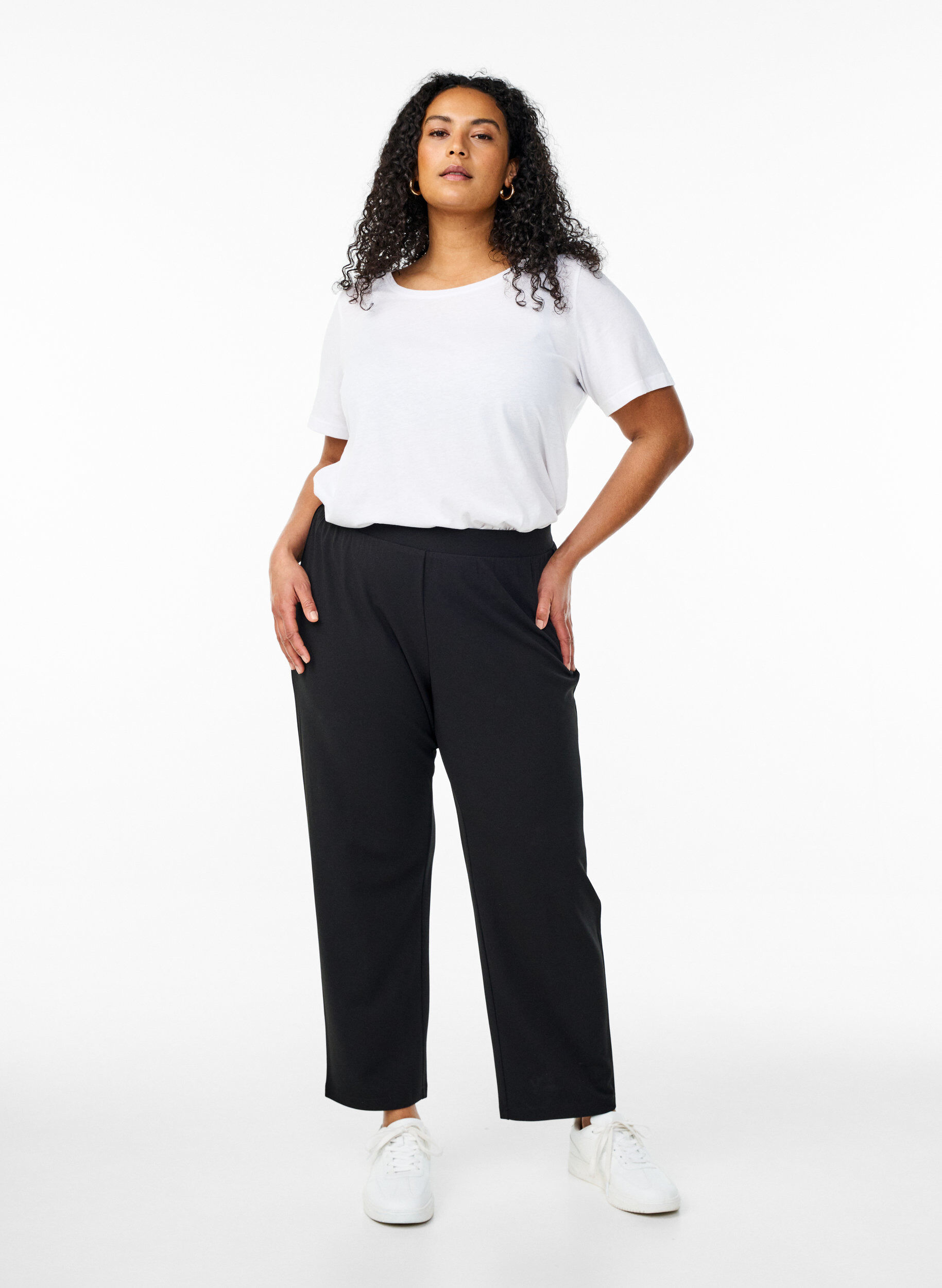 Pantalon &agrave; coupe droite, Noir, Model