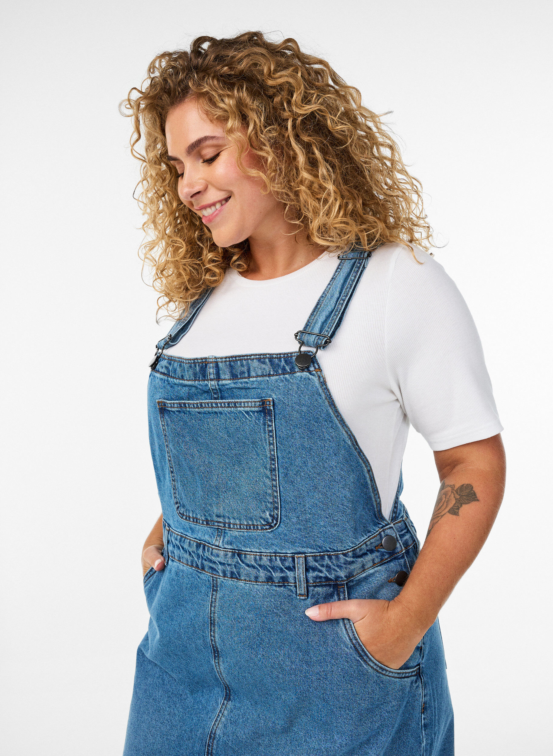 Zizzi Robe en jean midi, Bleu, Model image number 2