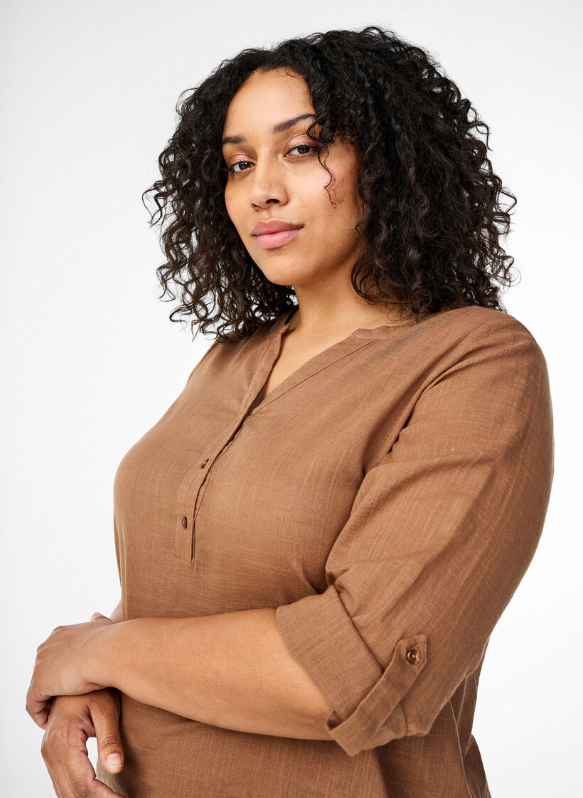 Katoenen overhemdblouse met V-hals, Coca Mocha, Model image number 2