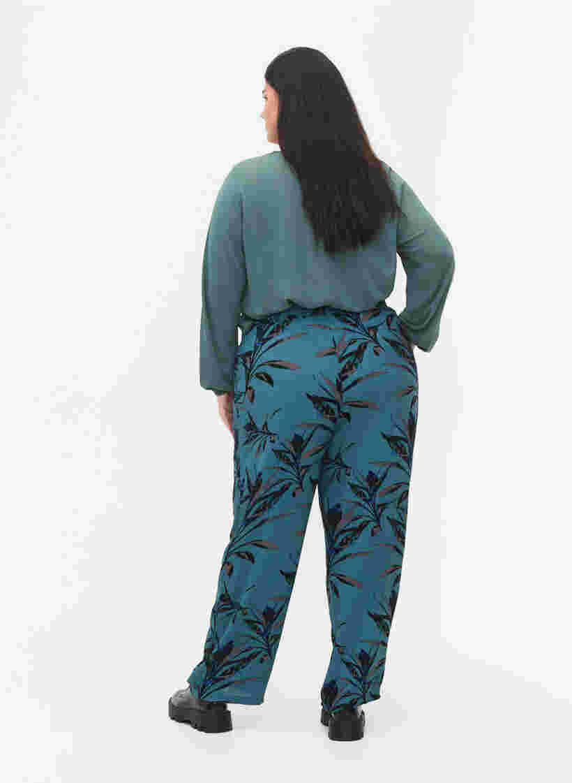 Pantalon ample en viscose avec imprimé, Sea Pine Leaf, Model image number 1