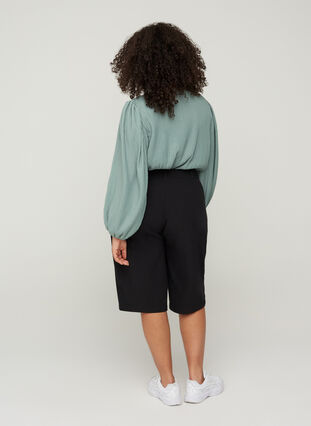 Bermuda shorts in effen kleur, Black, Model image number 0
